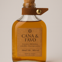 Cachaça Cana & Favo – Envelhecida em Mel, Cravo e Canela (200ml)