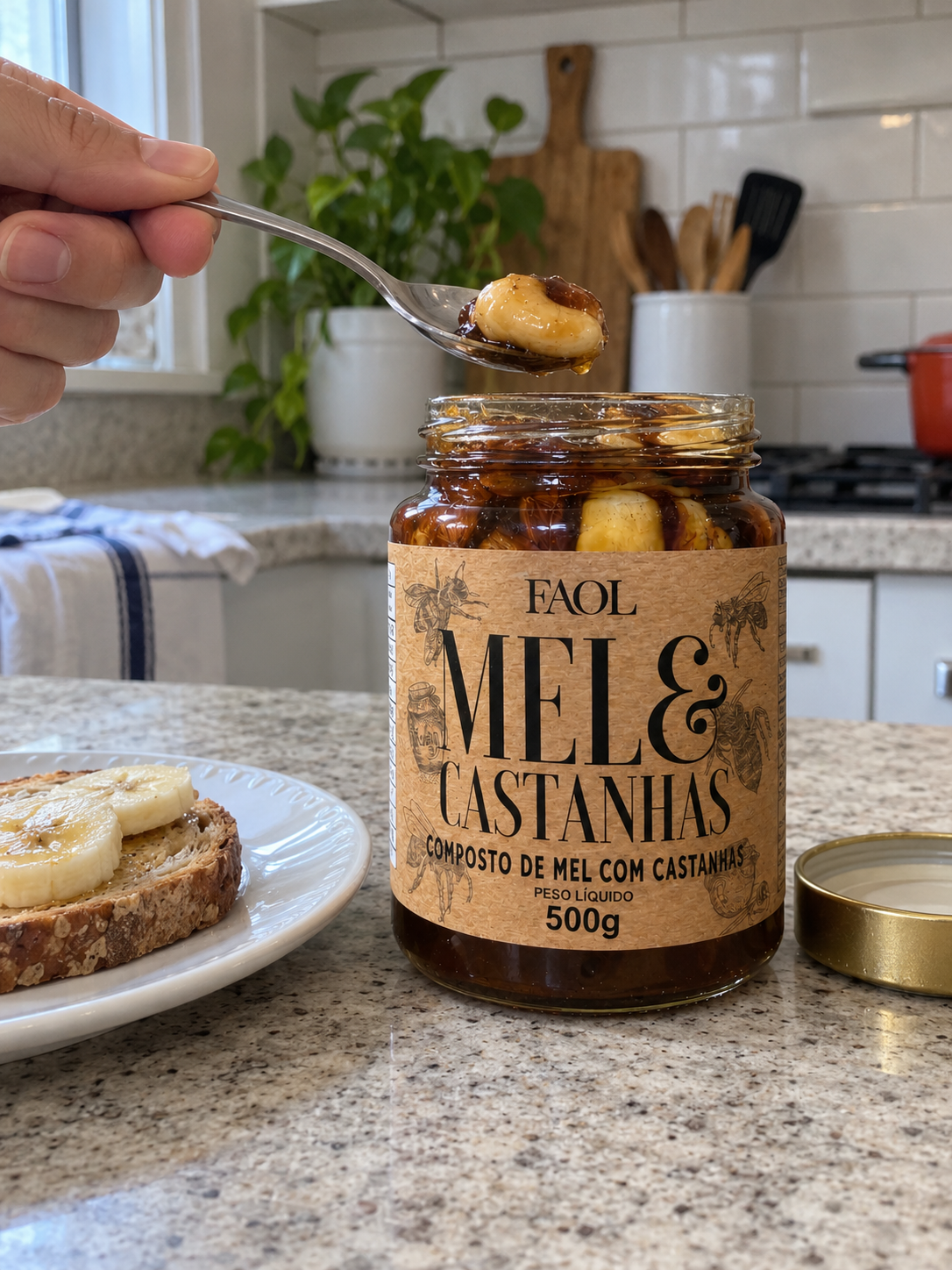 Mel com Castanhas Premium 500g – O Encontro Perfeito entre Sabor e Qualidade